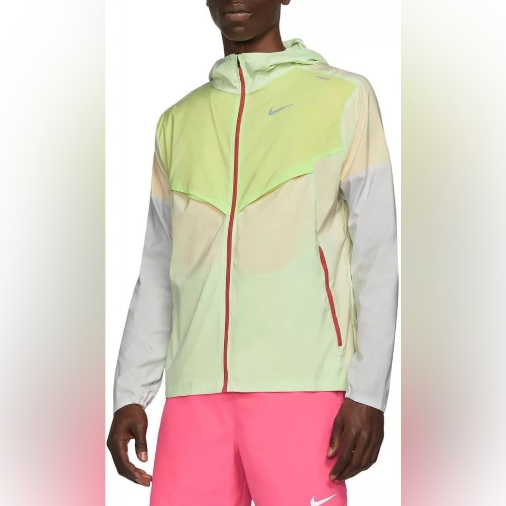 Hooded Nike Windrunner Men s Running Jacket